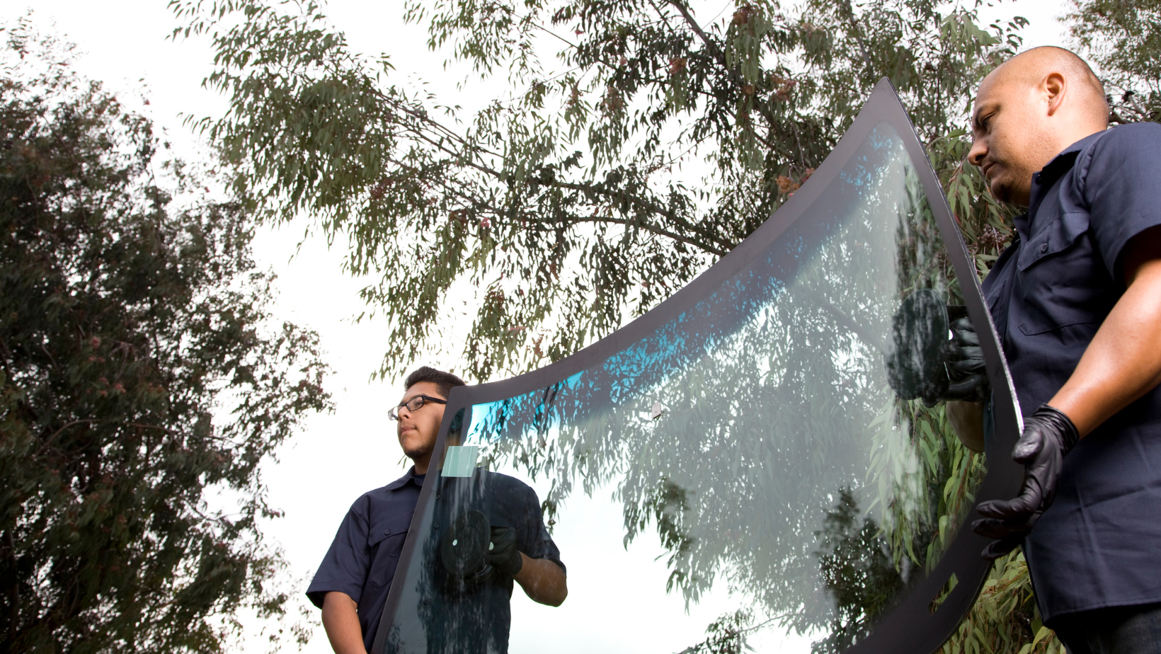 revolutionizing safety and comfort benefits of hi tech auto glass in modern vehicles